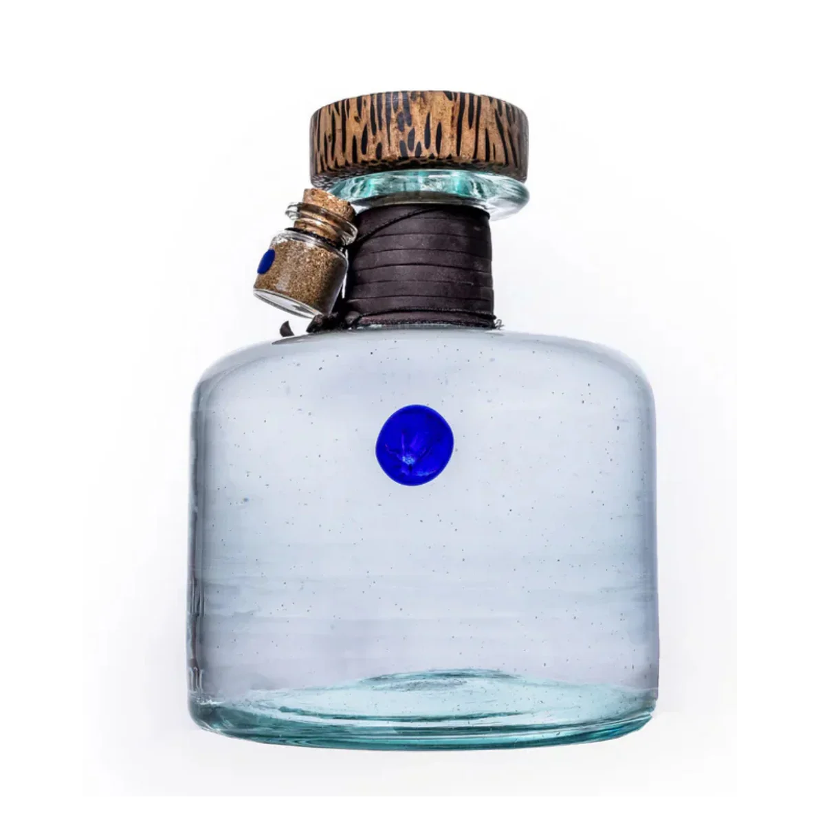Procera Blue Dot African Juniper 750 ml - Captain Caskwell