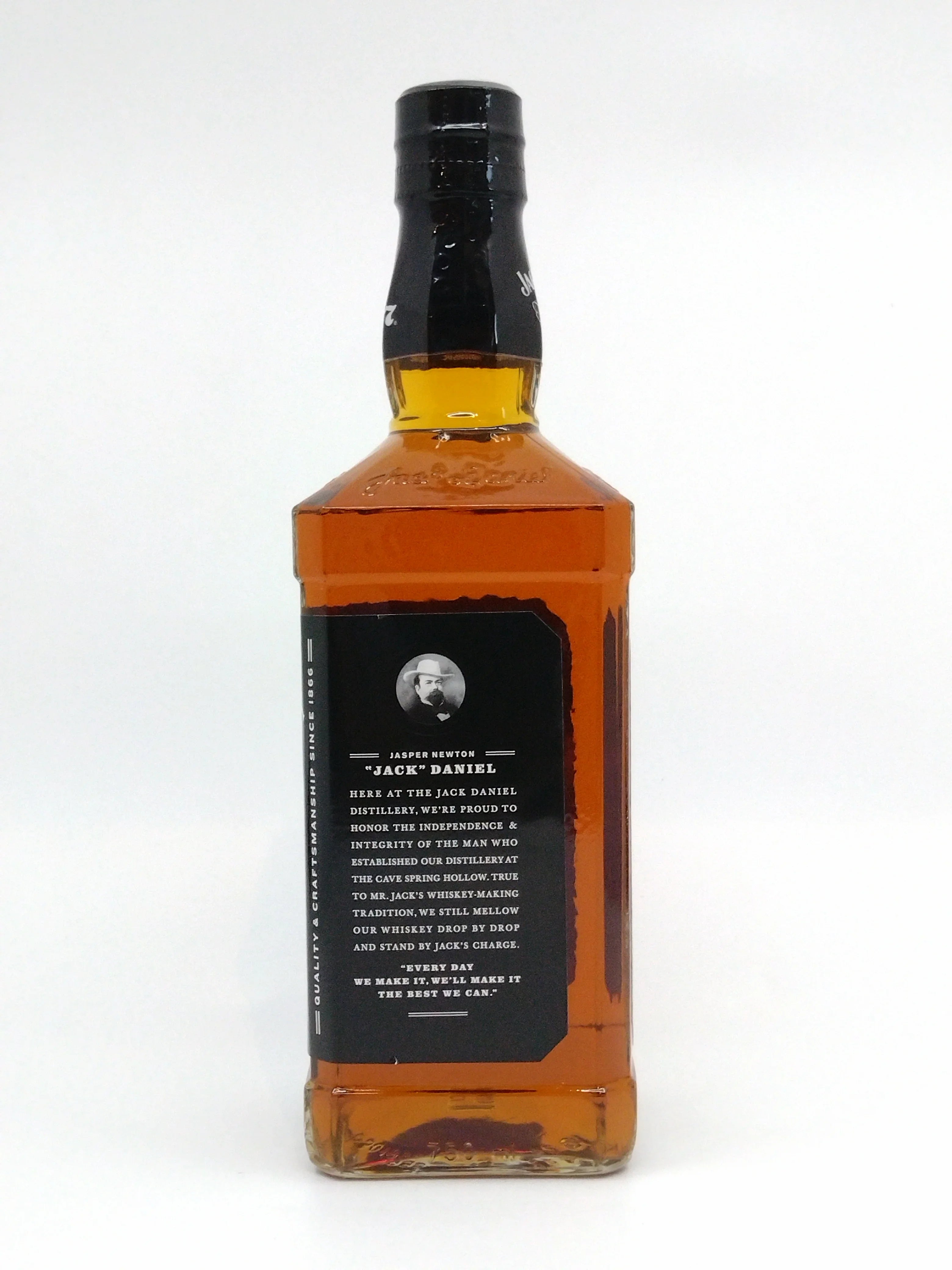 Jack Daniels Old No 7 Sour Mash Whiskey 750 ml