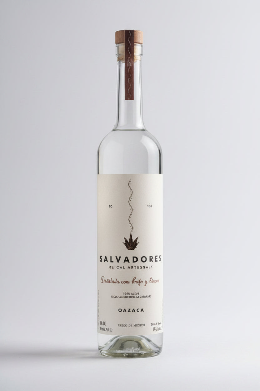 Salvadores Mezcal Artesanal Salvadores Mezcal Destilado Con Cafe & Cacao 750 ml