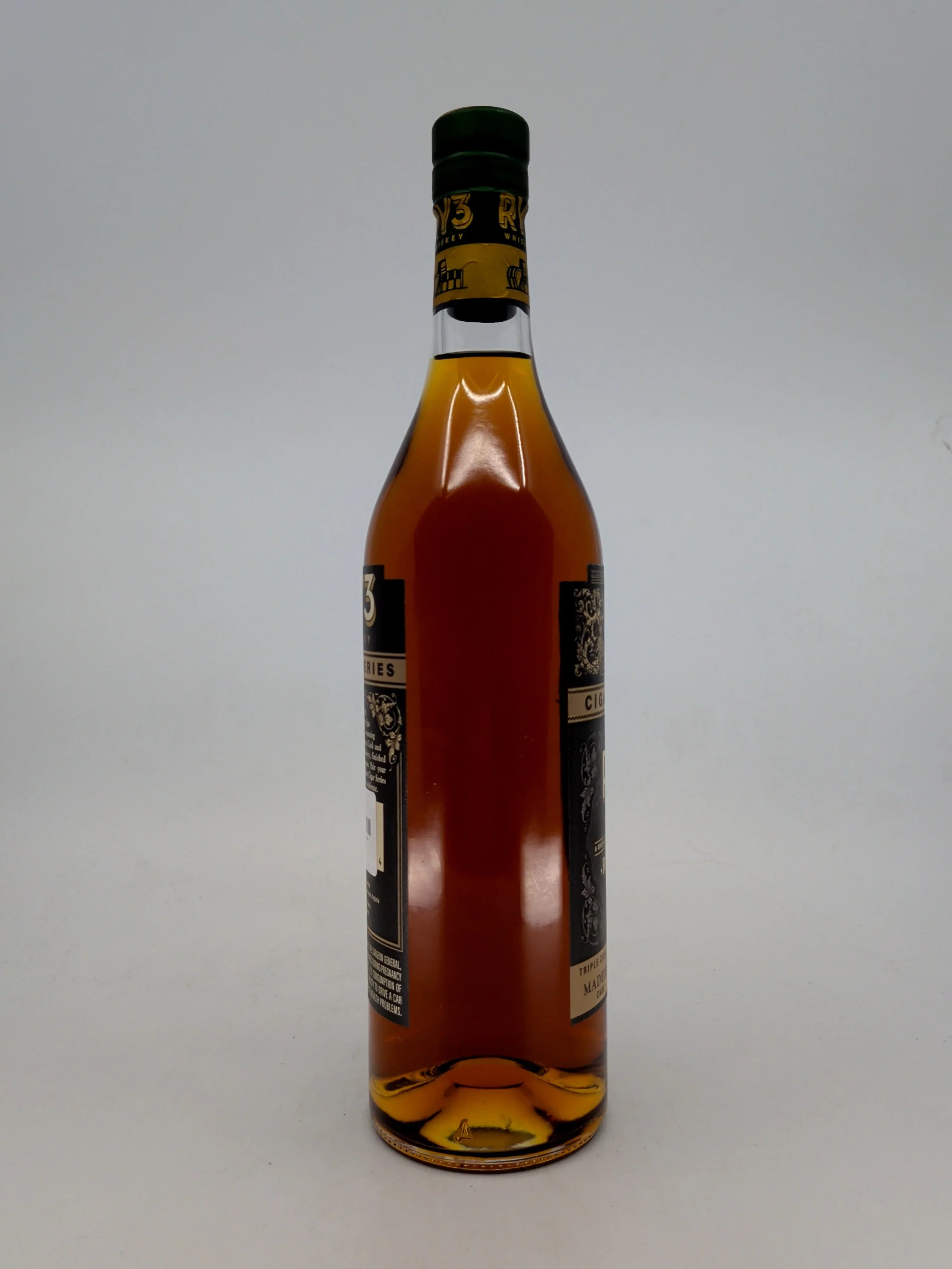 RY3 Cigar Series No. I French Oak Staves 750ml