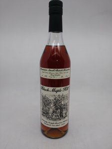 Black Maple Hill 16 Year Premium Small Batch Bourbon Whiskey 700ml