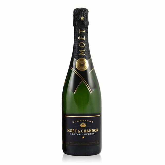 Moet and Chandon Nectar Imperial (Demi-Sec) Champagne N.V. Wow Lum 750 ml