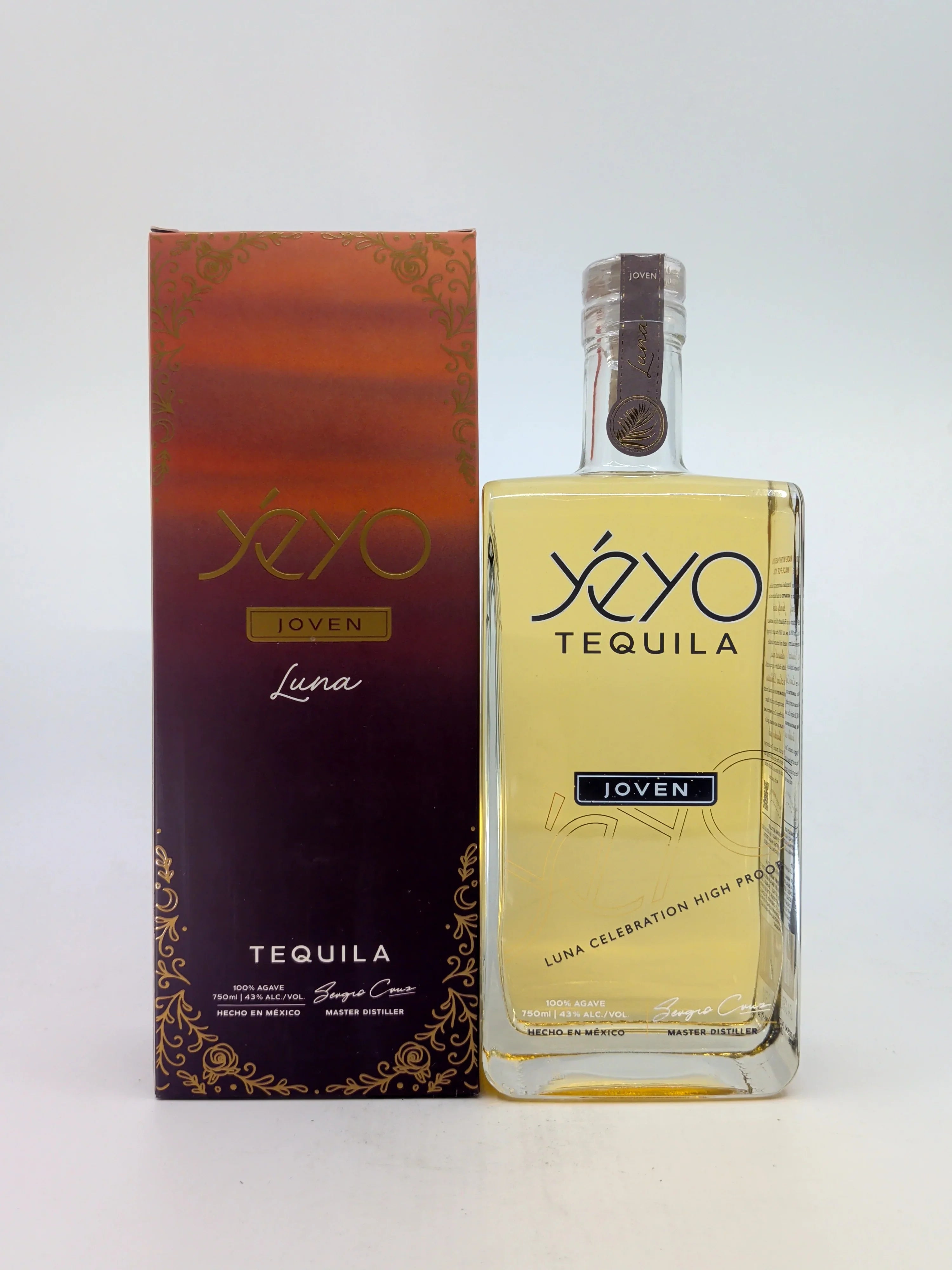 Yéyo Dia de los Muertos Luna (Signed) Vol II Moon 750ml