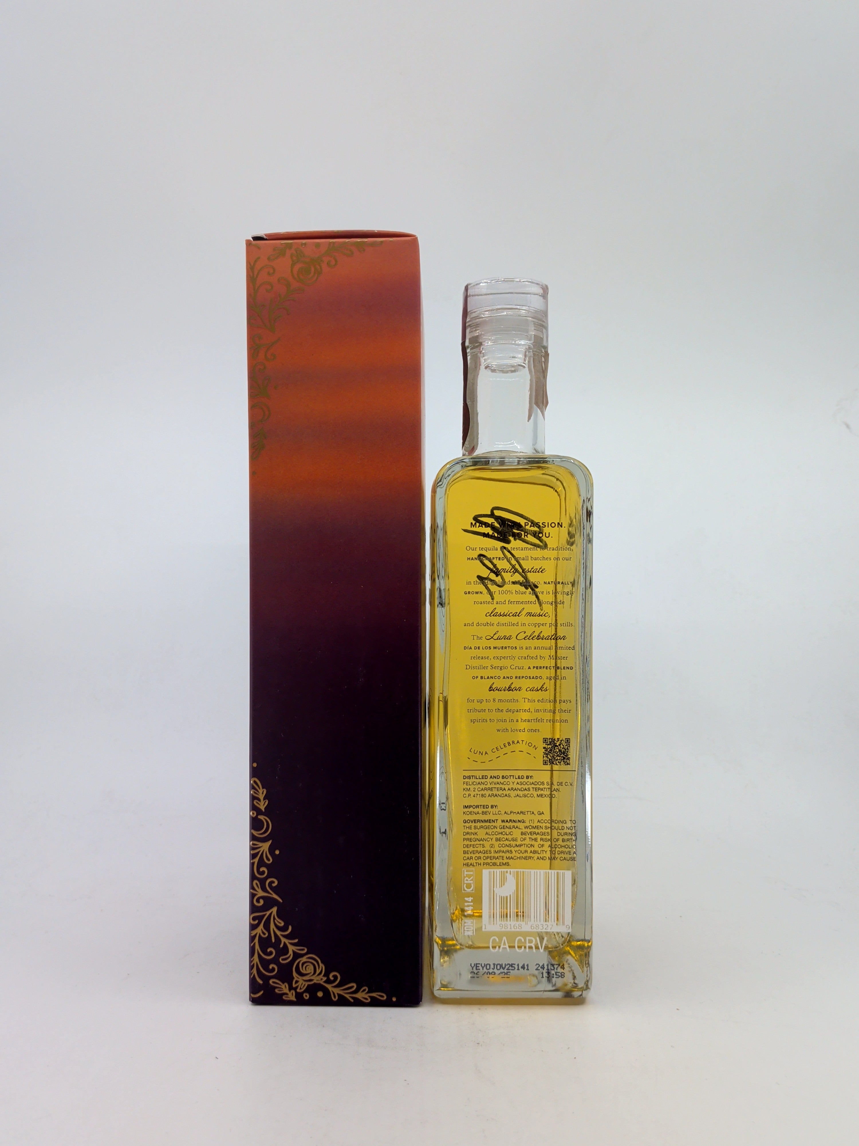 Yéyo Dia de los Muertos Luna (Signed) Vol II Moon 750ml