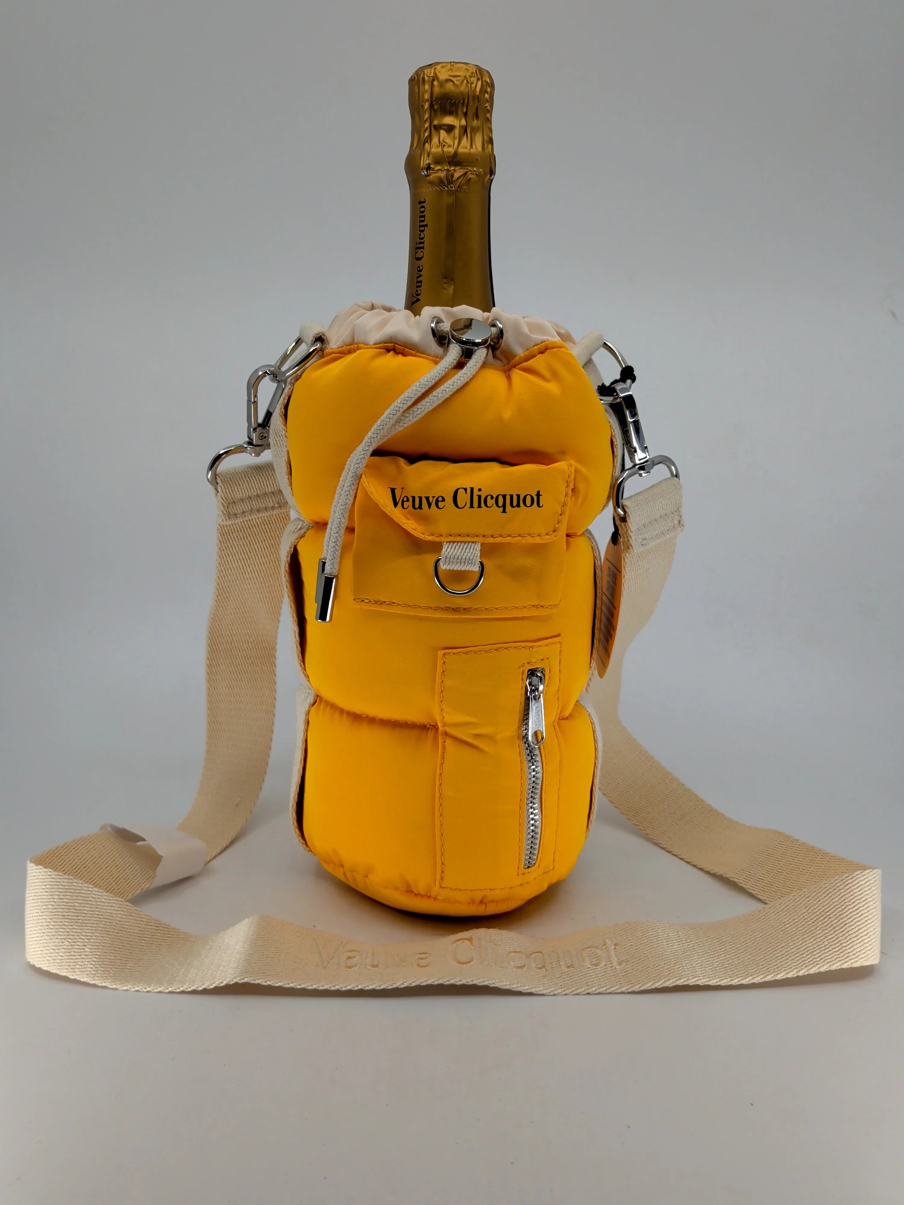 Veuve Clicquot Yelow Brut with Puffy Bottle Holder 750 ML